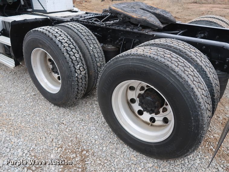 image for item DH0842 2009 International ProStar Premium semi truck