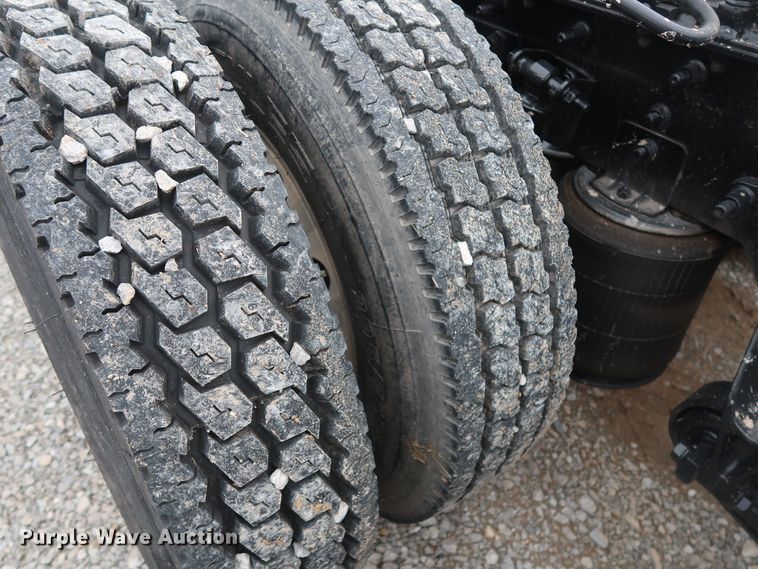 image for item DH0842 2009 International ProStar Premium semi truck