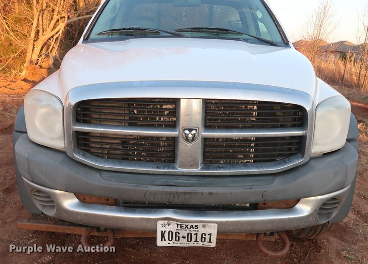 image for item DH0851 2008 Dodge Ram 4500HD utility truck