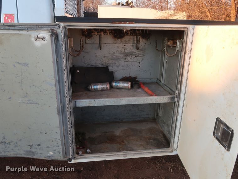 image for item DH0851 2008 Dodge Ram 4500HD utility truck