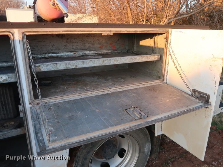 image for item DH0851 2008 Dodge Ram 4500HD utility truck