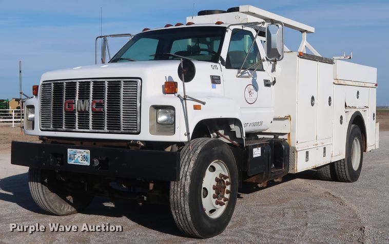 image for item DH0855 1999 GMC C7500 service truck