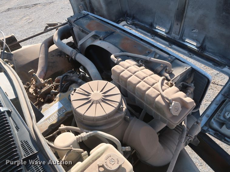 image for item DH0855 1999 GMC C7500 service truck