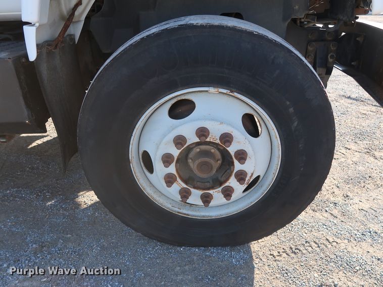 image for item DH0855 1999 GMC C7500 service truck