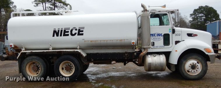 image for item DH2362 2006 Peterbilt 335 water truck