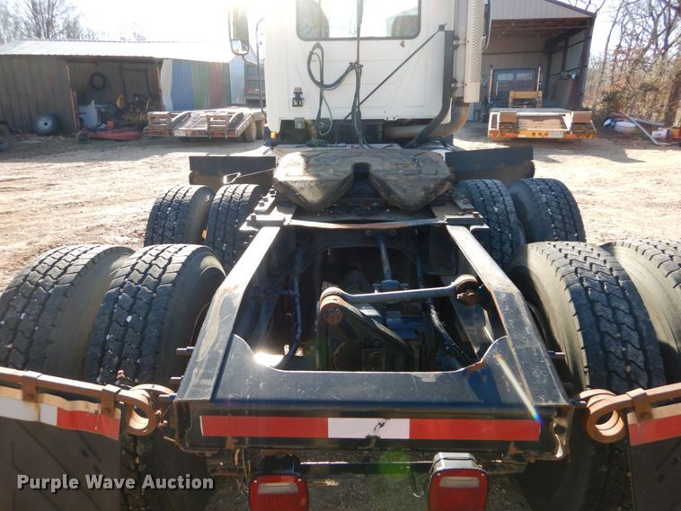 image for item DH5069 2004 Mack CX613 semi truck