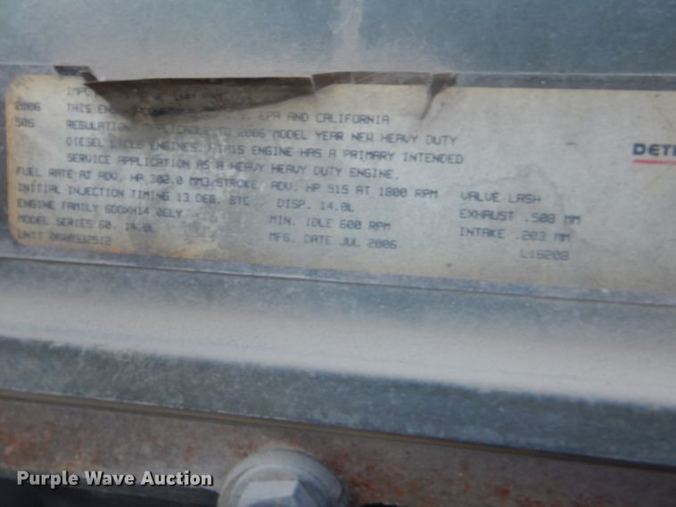 image for item DH6255 2007 Freightliner Columbia semi truck