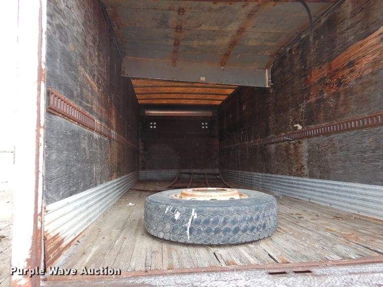 image for item DI0029 1994 Mack CS200P box truck