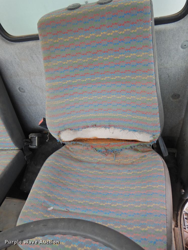 image for item DI0029 1994 Mack CS200P box truck