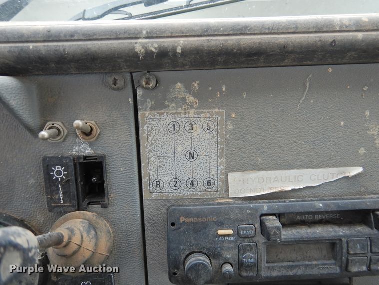 image for item DI0029 1994 Mack CS200P box truck