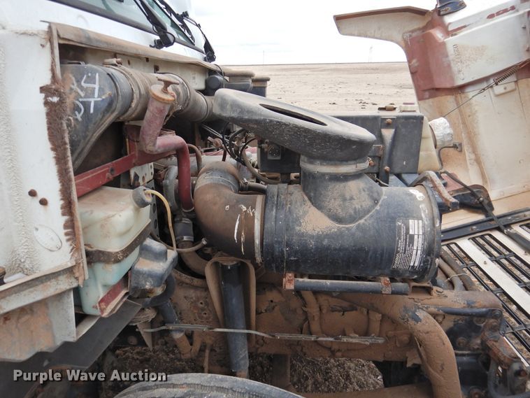 image for item DI0029 1994 Mack CS200P box truck