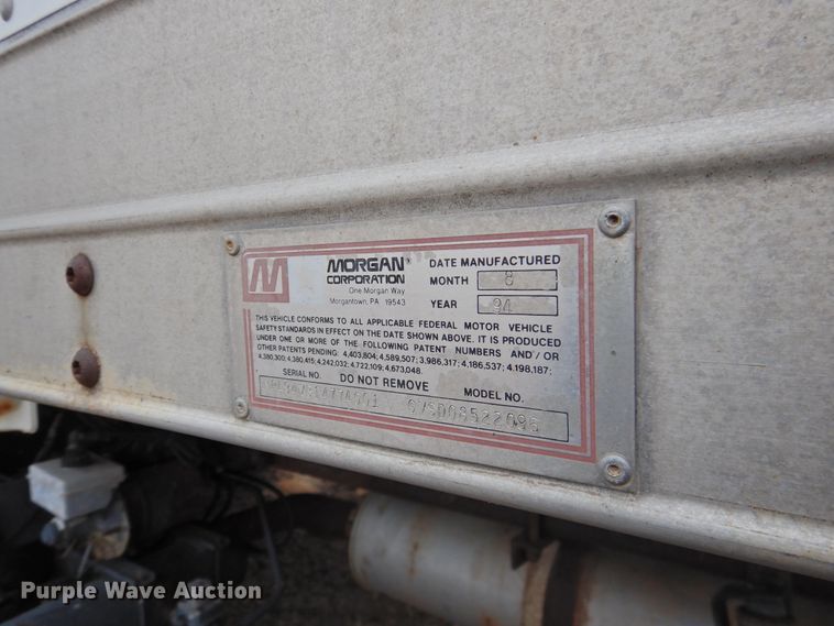 image for item DI0029 1994 Mack CS200P box truck