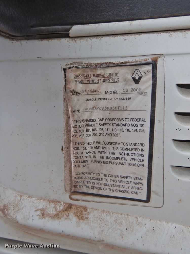 image for item DI0029 1994 Mack CS200P box truck