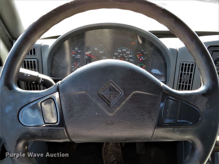 image for item DI2080 2002 International 4300 dump flatbed truck