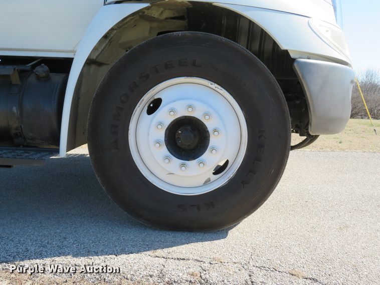 image for item DI2080 2002 International 4300 dump flatbed truck