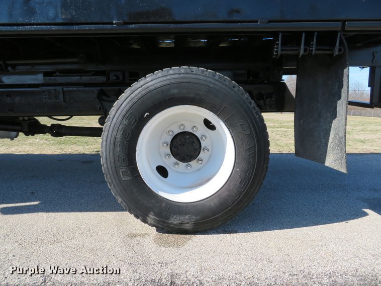 image for item DI2080 2002 International 4300 dump flatbed truck