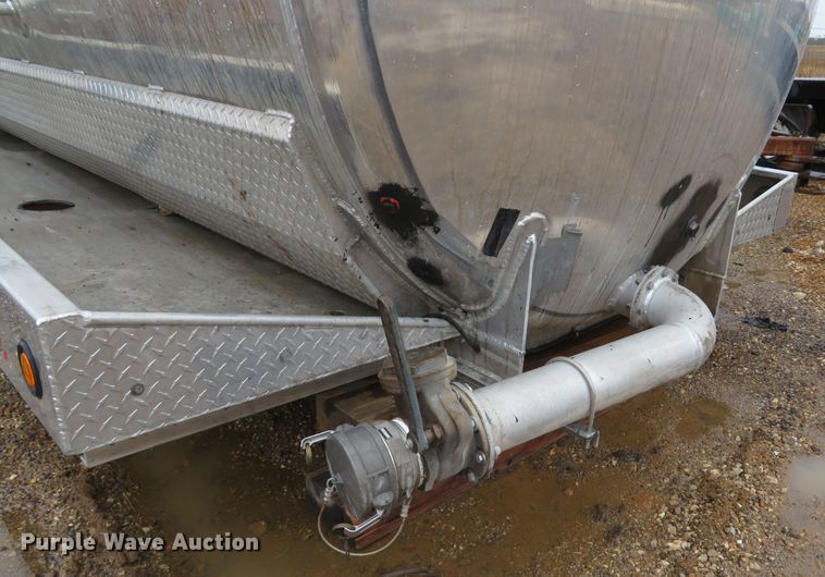 image for item DI2081 2013 KeeVac Industires KV-2500 aluminum vacuum tank bed