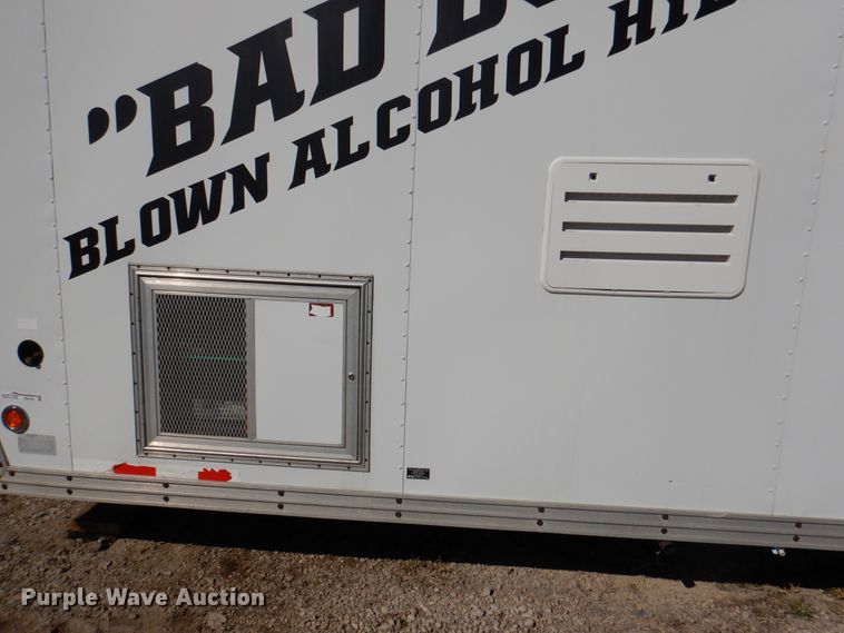 image for item EK9185 2001 United Stacker enclosed cargo trailer