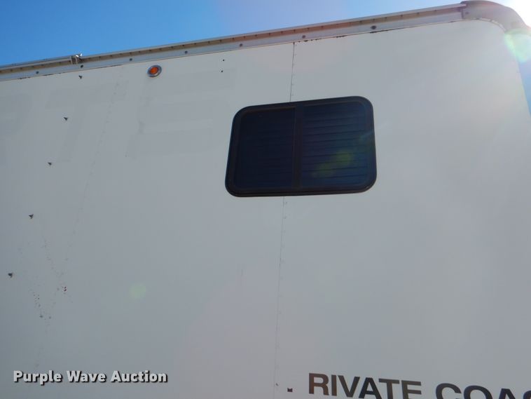 image for item EK9185 2001 United Stacker enclosed cargo trailer