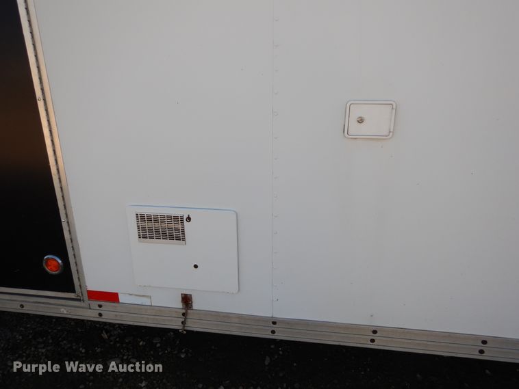 image for item EK9185 2001 United Stacker enclosed cargo trailer