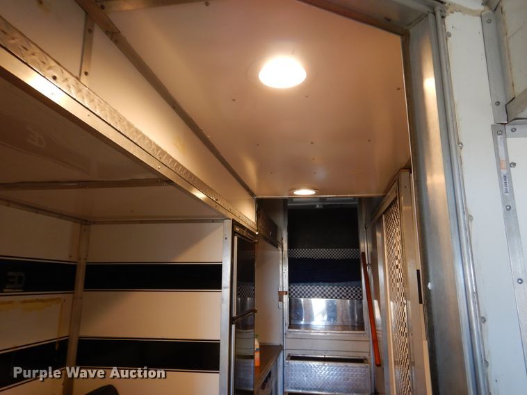 image for item EK9185 2001 United Stacker enclosed cargo trailer