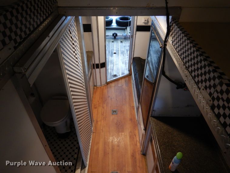 image for item EK9185 2001 United Stacker enclosed cargo trailer