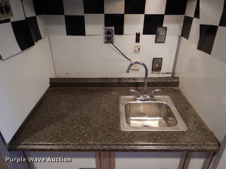 image for item EK9185 2001 United Stacker enclosed cargo trailer