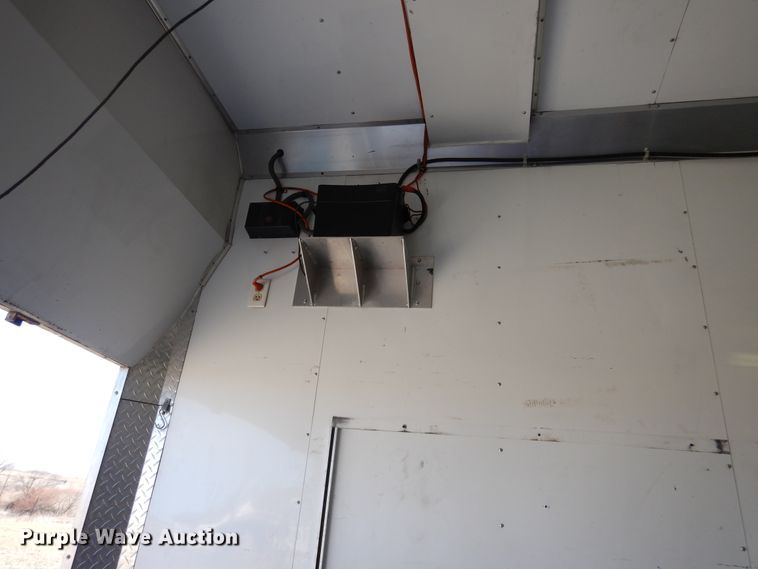 image for item EK9185 2001 United Stacker enclosed cargo trailer