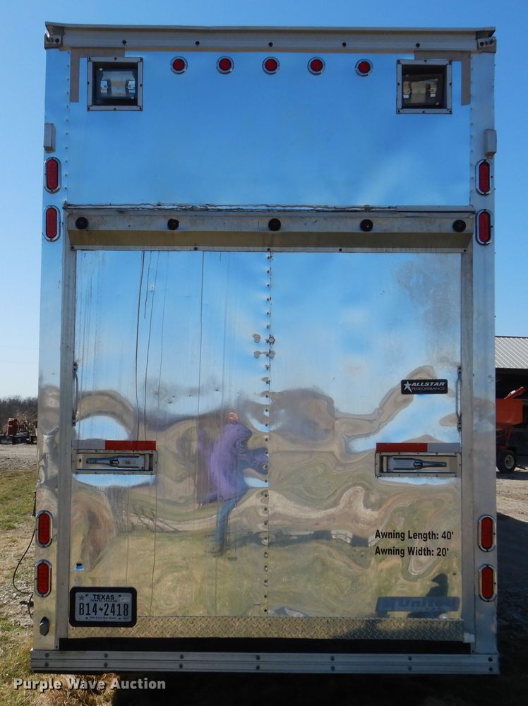 image for item EK9185 2001 United Stacker enclosed cargo trailer