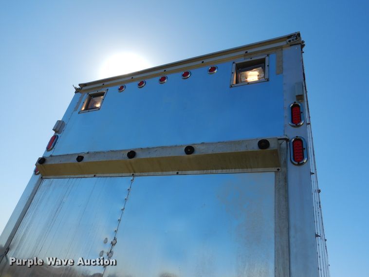image for item EK9185 2001 United Stacker enclosed cargo trailer