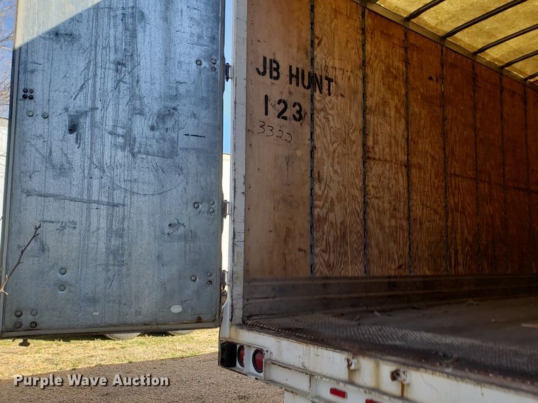 image for item EZ9113 1997 Strick dry van trailer