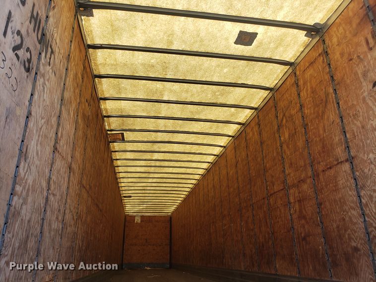 image for item EZ9113 1997 Strick dry van trailer