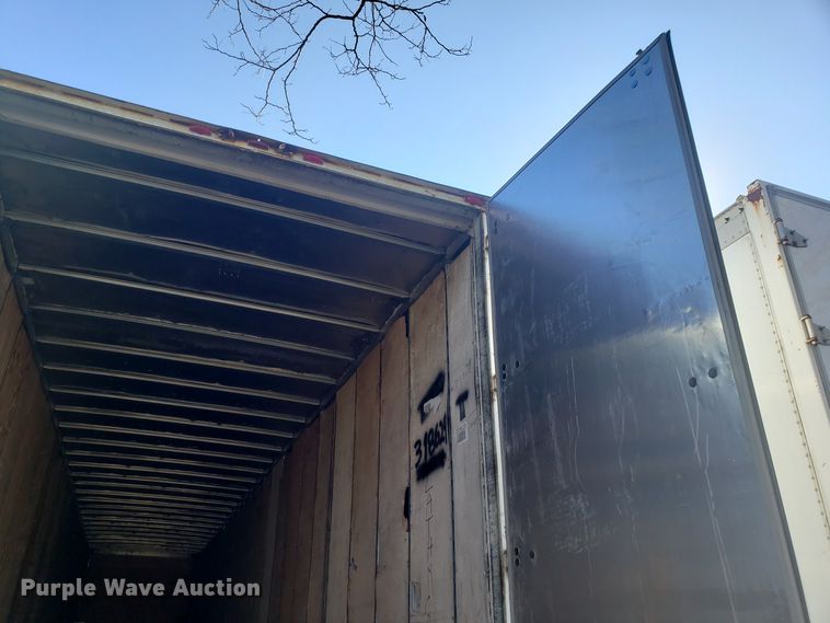 image for item EZ9114 2001 Stroughton AVW-535T-S-C-AR dry van trailer