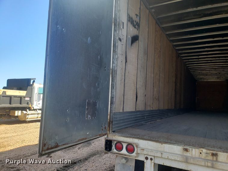 image for item EZ9114 2001 Stroughton AVW-535T-S-C-AR dry van trailer