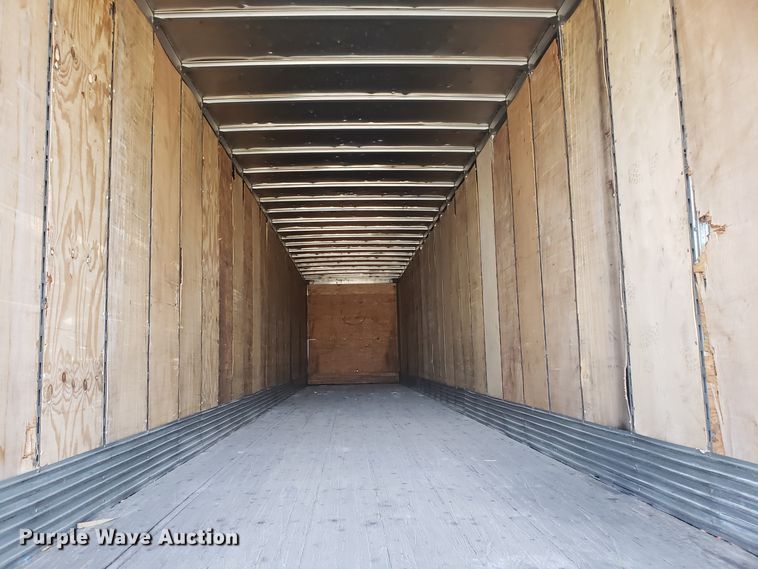 image for item EZ9114 2001 Stroughton AVW-535T-S-C-AR dry van trailer