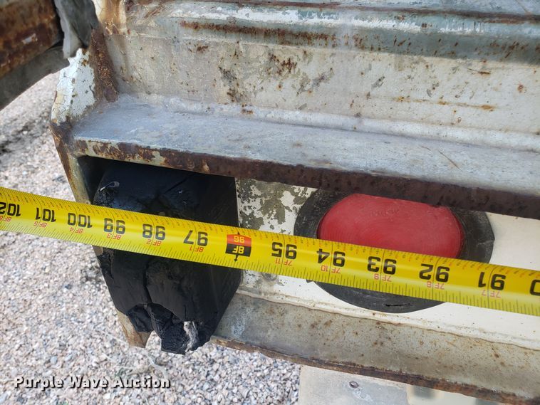 image for item EZ9114 2001 Stroughton AVW-535T-S-C-AR dry van trailer