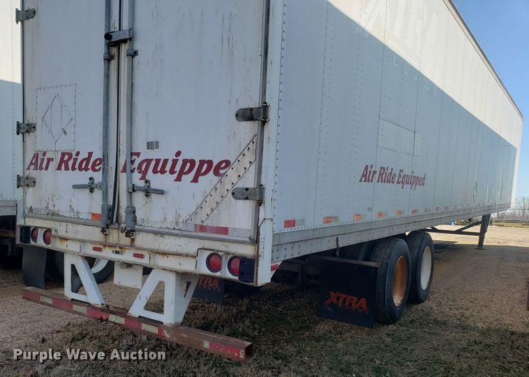 image for item EZ9115 1997 Strick dry van trailer