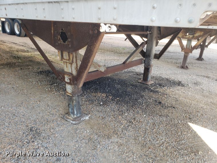 image for item EZ9115 1997 Strick dry van trailer