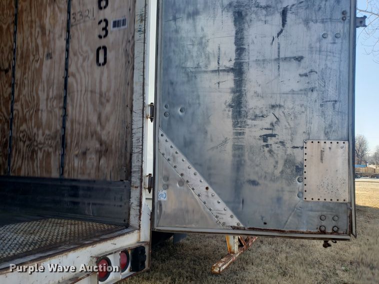 image for item EZ9115 1997 Strick dry van trailer