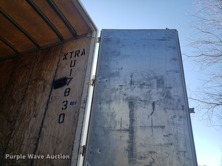 image for item EZ9115 1997 Strick dry van trailer