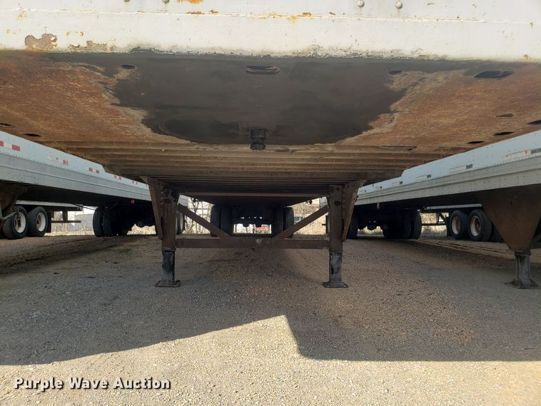 image for item EZ9116 1998 Hyundai VI2530152JS dry van trailer