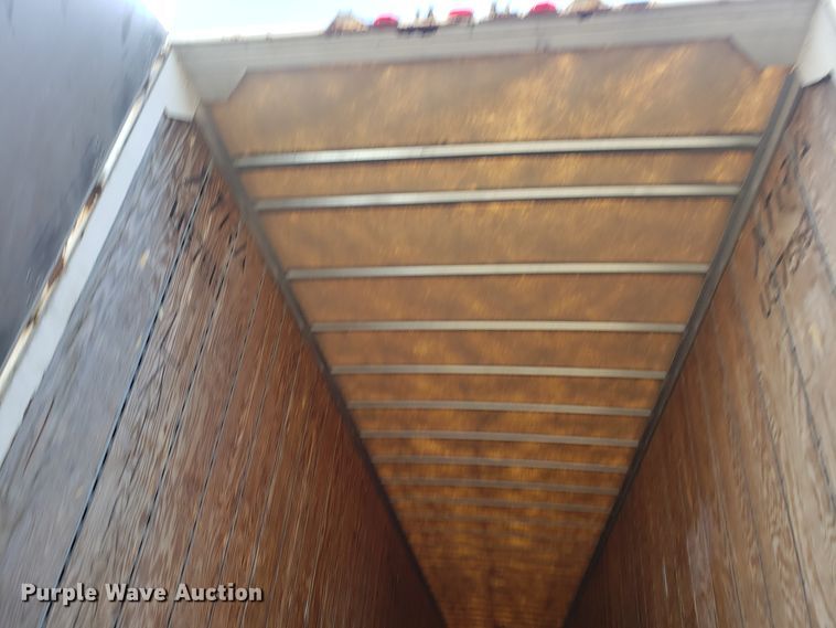 image for item EZ9117 2001 Great Dane 7411TP-SA53 dry van trailer