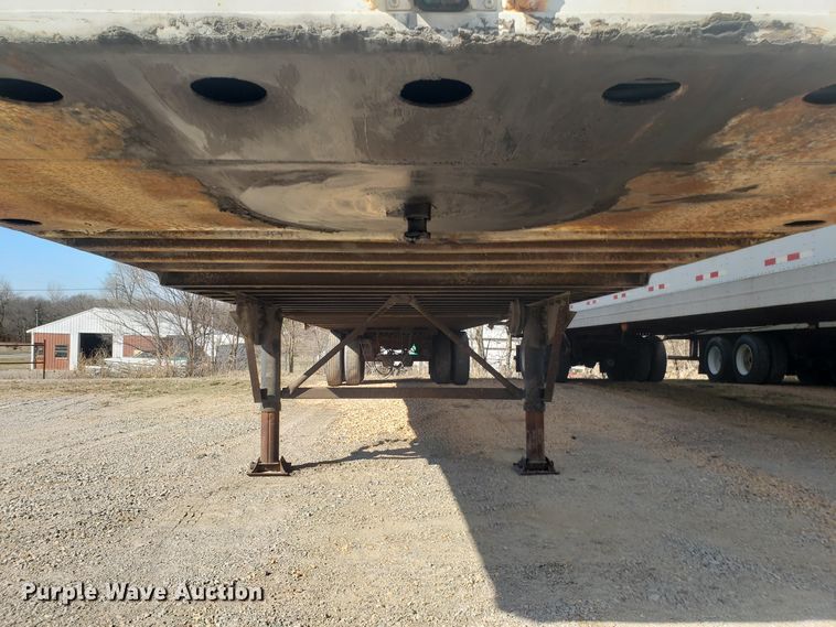 image for item EZ9118 1999 Stroughton AVW-535T-S-C-AR dry van trailer