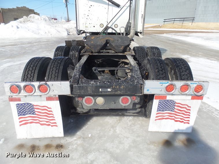 image for item FR9502 2012 Mack CXU613 semi truck