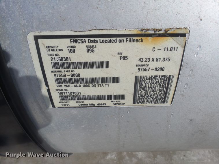 image for item FR9502 2012 Mack CXU613 semi truck