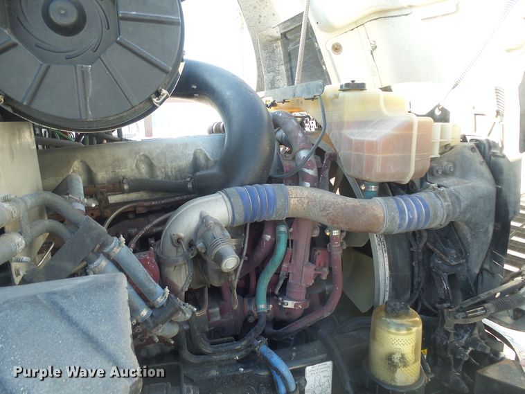 image for item FR9502 2012 Mack CXU613 semi truck