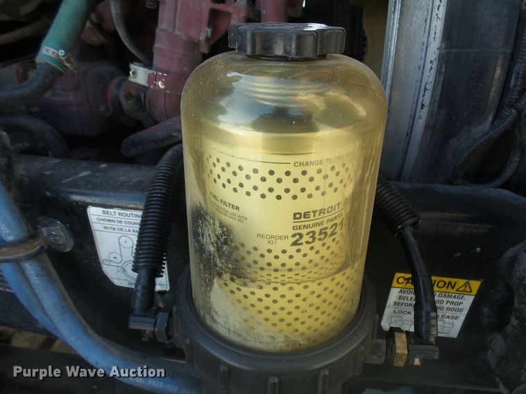 image for item FR9502 2012 Mack CXU613 semi truck