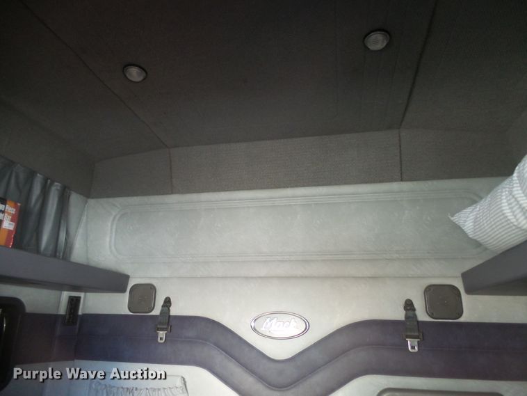 image for item FR9502 2012 Mack CXU613 semi truck