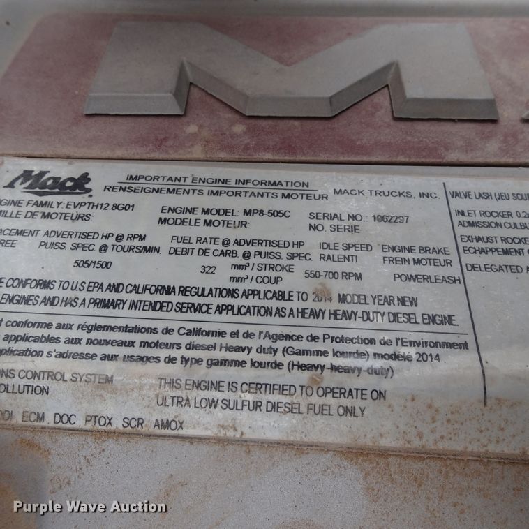 image for item GC9133 2015 Mack CHU613 semi truck