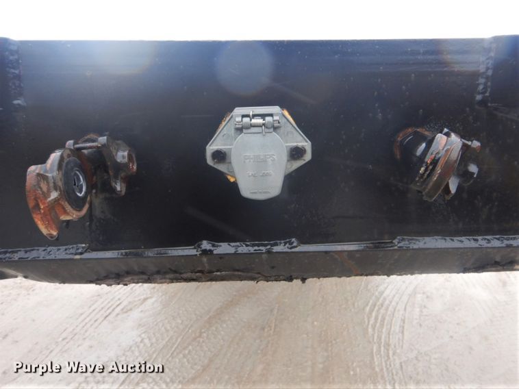 image for item GD9085 1978 Delta DD-46-96 drop deck equipment trailer